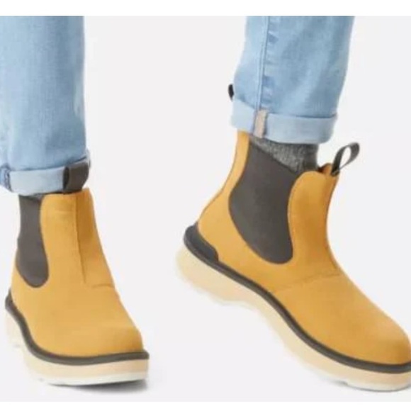 Sorel Shoes - NWT! Sorel Hi-line waterproof Chelsea rugged suede EVA cushioned yellow